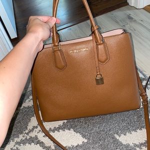 Michael Kors Purse GREAT CONDITION